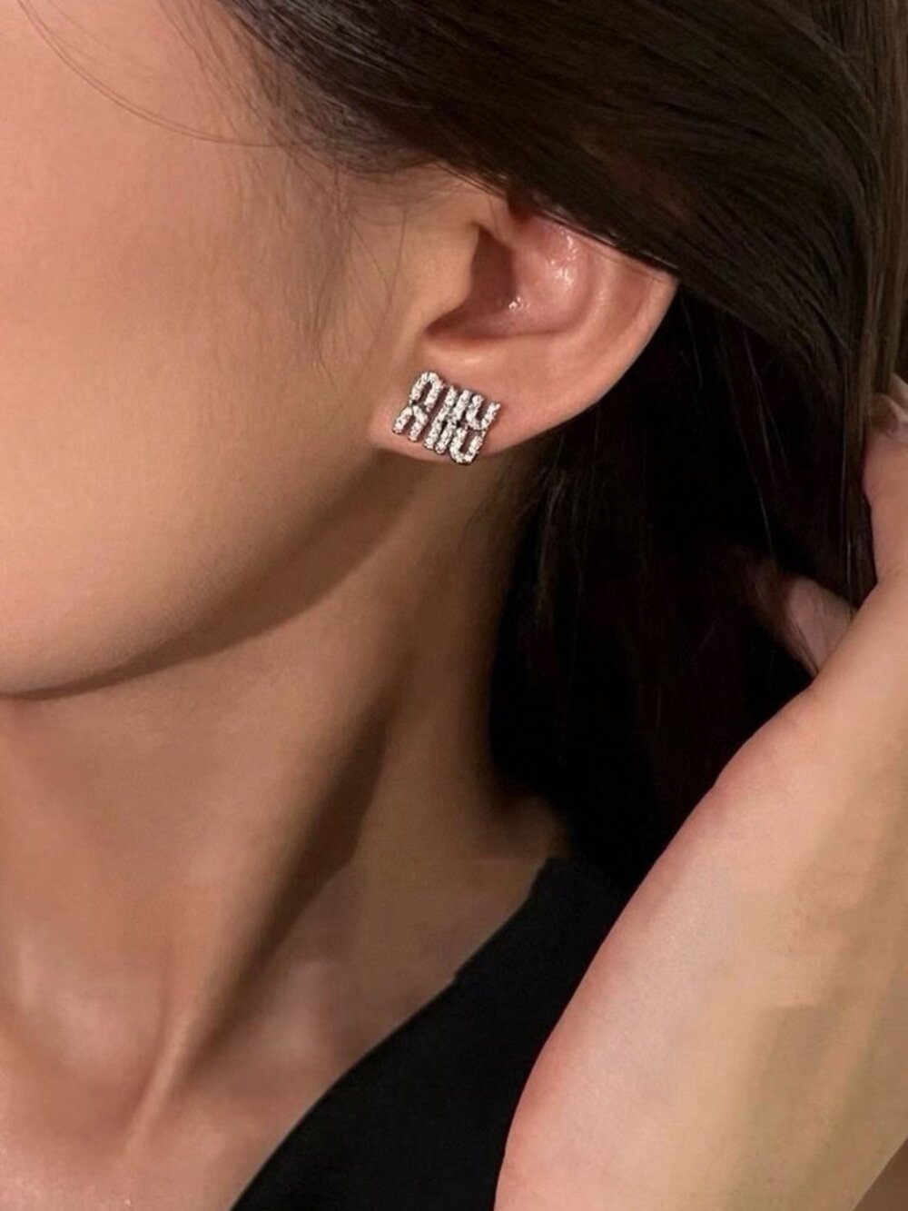 Miu Miu Mini Diamond Stud Earrings - Picture 5 of 9